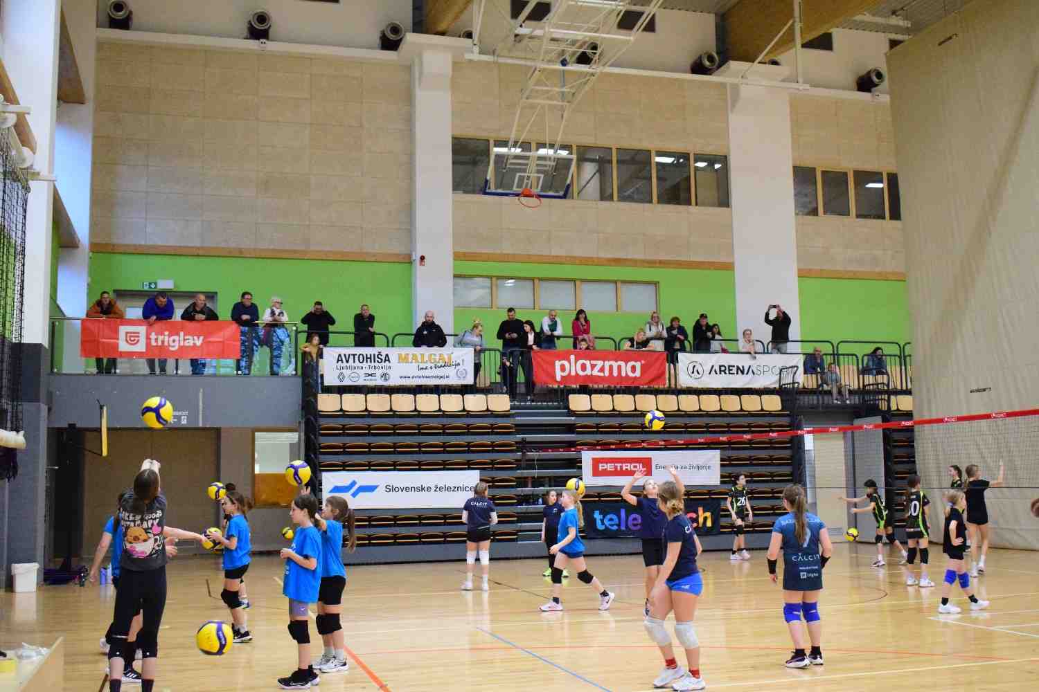 Turnir odbojke v Črnučah navdušil mlade športnike