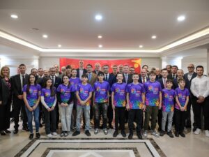 Podpis pogodbe o širitvi Plazma Športnih iger mladih