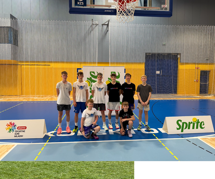 V Idriji zavladala košarkarska vročica: 3×3 Sprite Cup združil mlade športnike