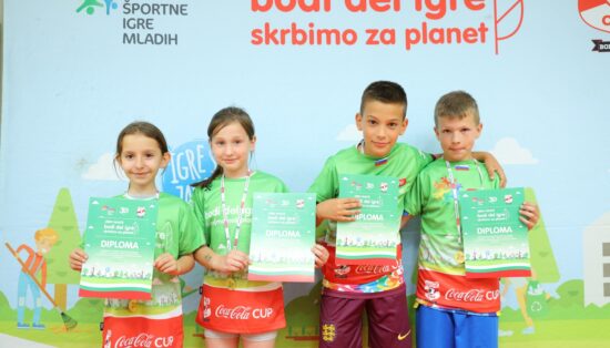 Mladi v Postojni skozi športne izzive spoznavali pomen varovanja okolja
